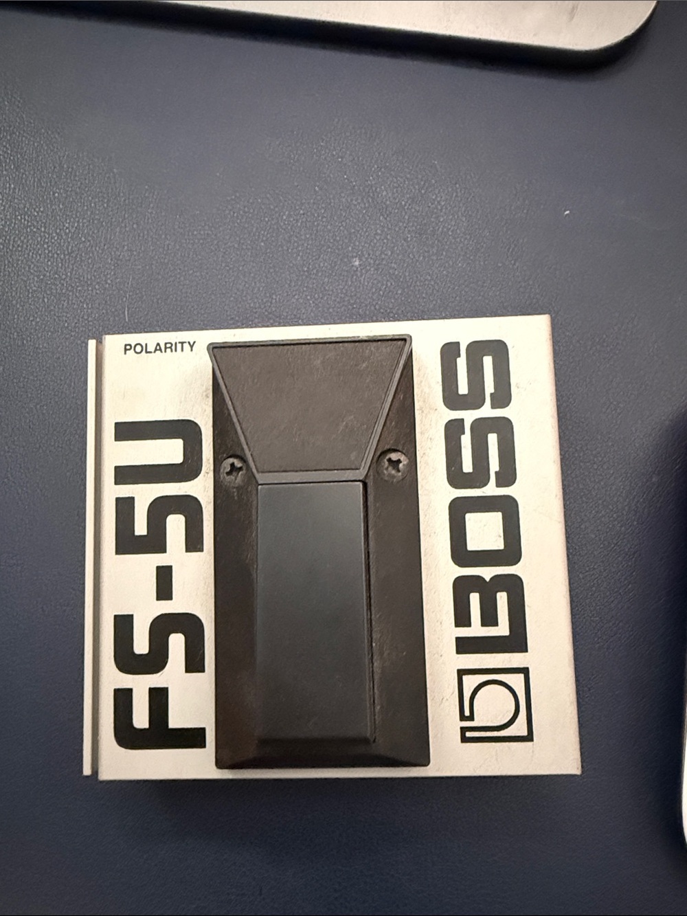 Boss FS-5U Momentary Footswitch in White and Black